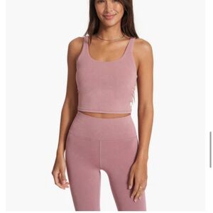 Vuori washed daily crop tank top
